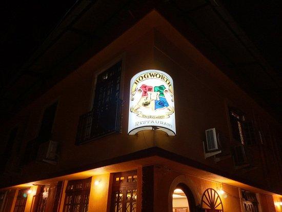 Hogworth Bar & Restaurant